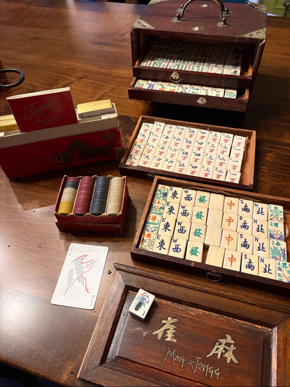 Traditional Mahjong Set in Brown and Cream - Classic Home Games